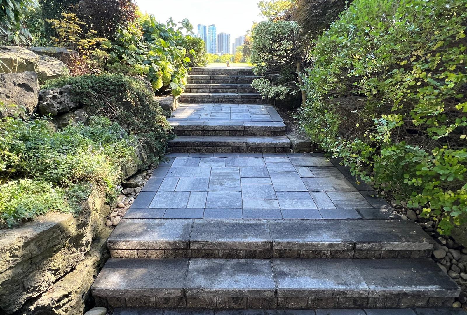 gallery-mixed-7-interlock-steps